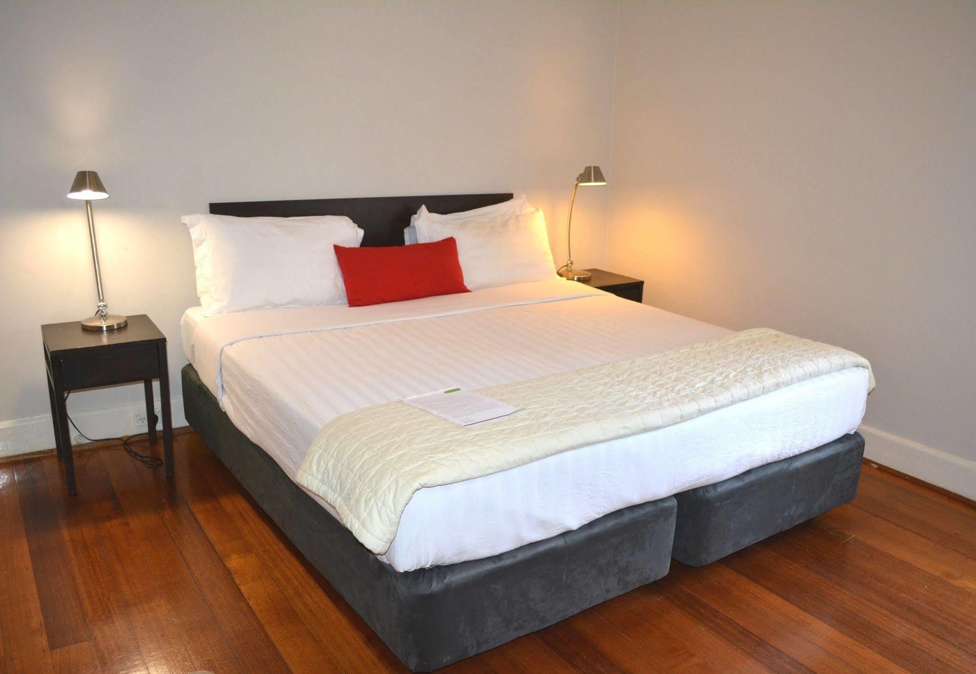 Como Court Budget Accommodation Melbourne Exterior photo